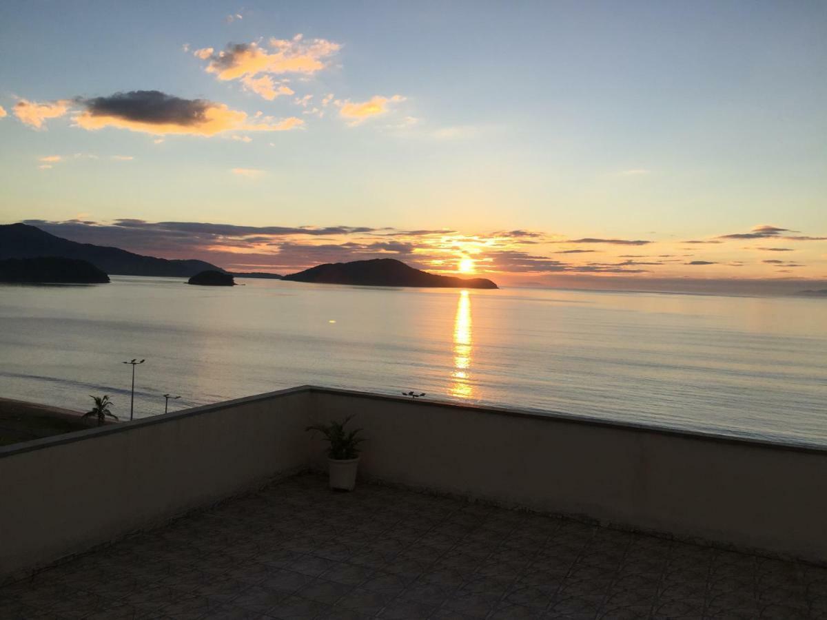 Апартаменты Vista Lateral Mar Massaguacu Карагуататуба Экстерьер фото
